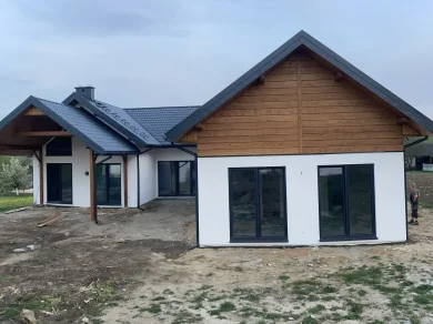 Dom jednorodzinny 300 m2